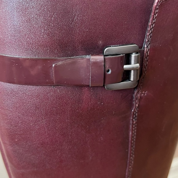 GEOX genuine leather boots in Burgundy. - Picture 15 of 16